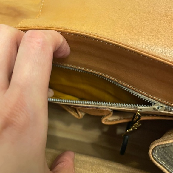 Authentic preloved Celine macadam shoulder bag - Picture 11 of 13